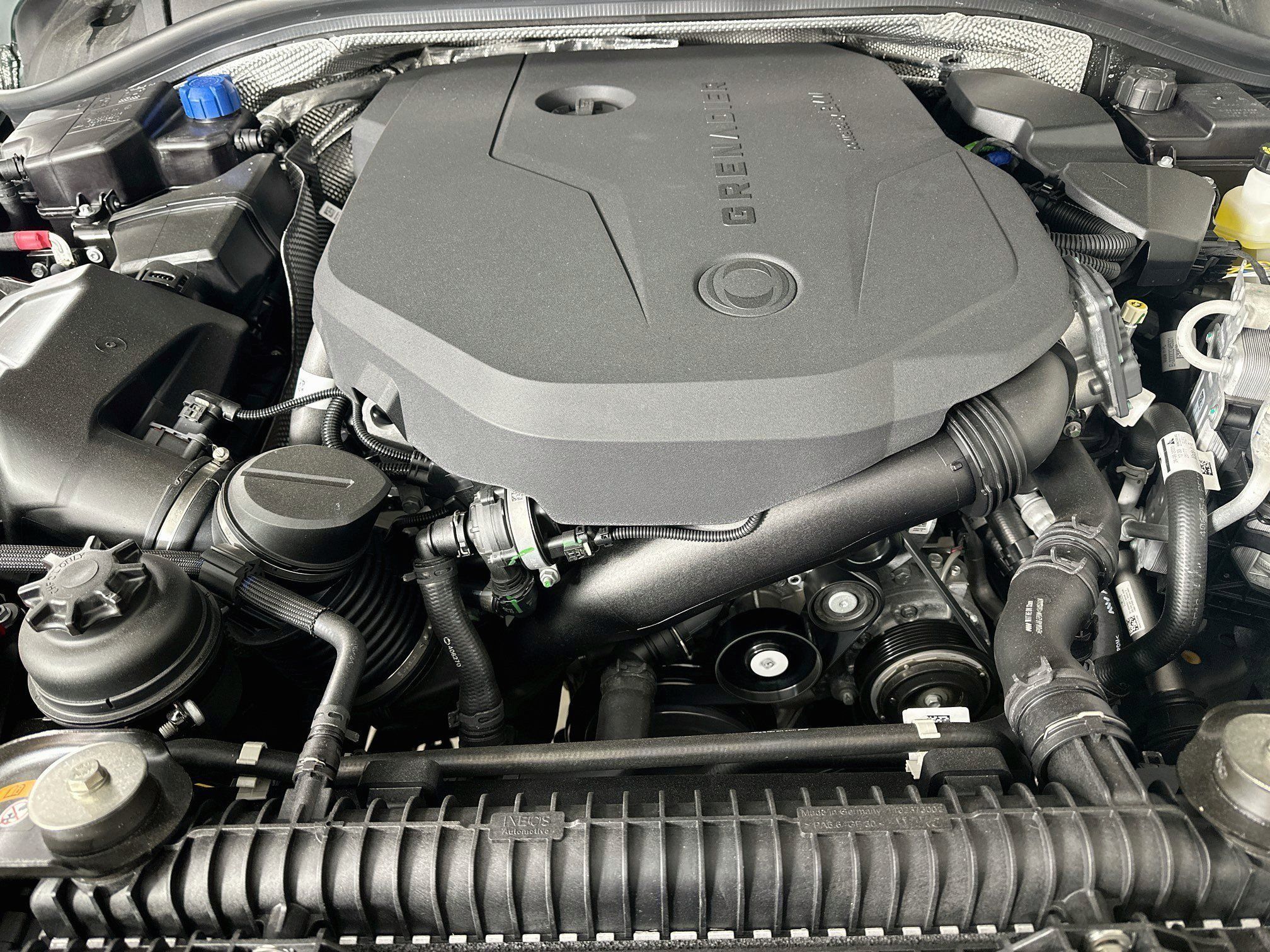 Used 2025 INEOS Grenadier Station Wagon AWD/4WD image 14