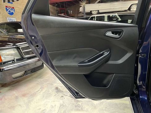 Used 2016 Ford Focus ST FWD image 26