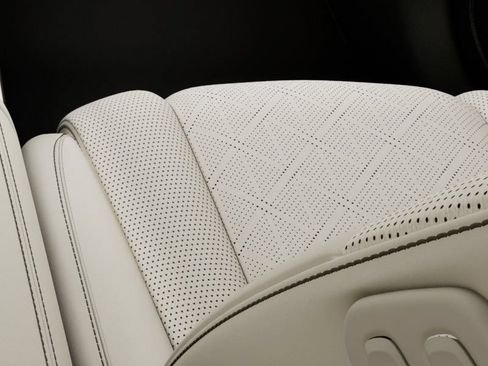 New 2026 Genesis GV80 2.5T Advanced AWD/4WD image 17