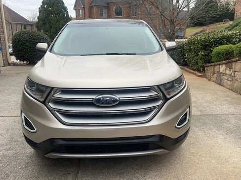 Used 2017 Ford Edge SEL w/ Equipment Group 201A image 2