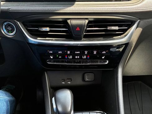 Used 2024 Buick Encore GX Avenir AWD/4WD image 15