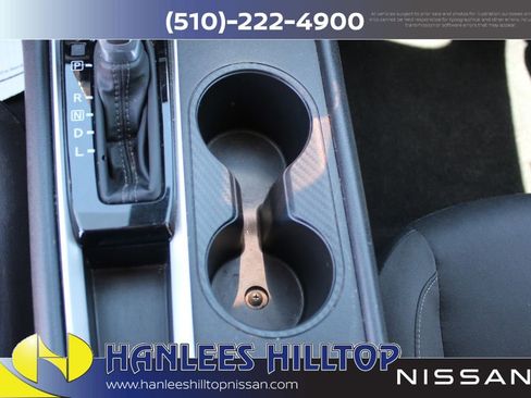 Used 2025 Nissan Altima 2.5 SV FWD image 19