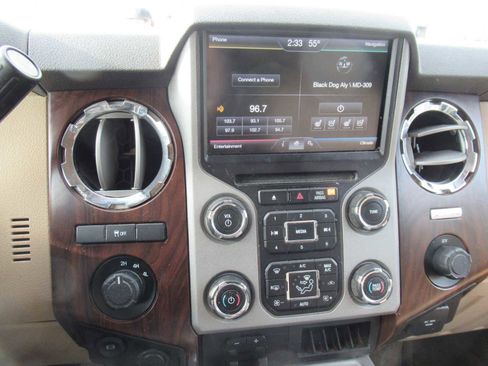 Used 2015 Ford F250 Lariat w/ Chrome Package image 20