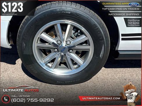 Used 2005 Ford Mustang Deluxe RWD image 14