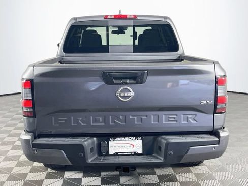 Used 2024 Nissan Frontier SV w/ SV Convenience Package RWD image 7