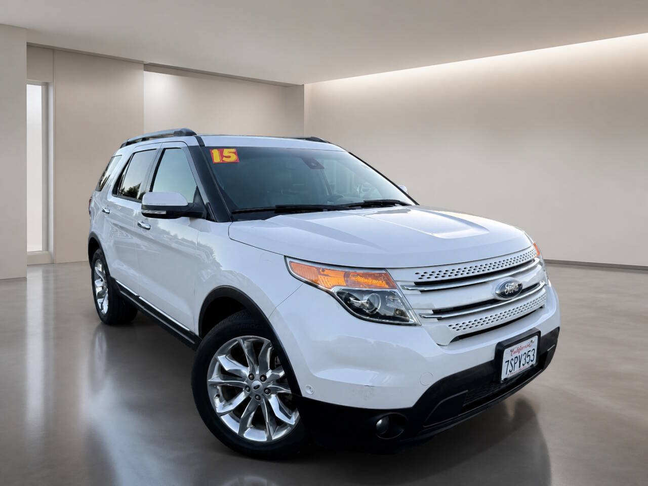 Used 2015 Ford Explorer Limited w/ Equipment Group 302A AWD/4WD image 1