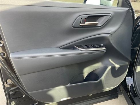 Used 2024 Toyota Crown XLE image 18