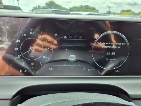 New 2026 Kia Seltos EX image 18