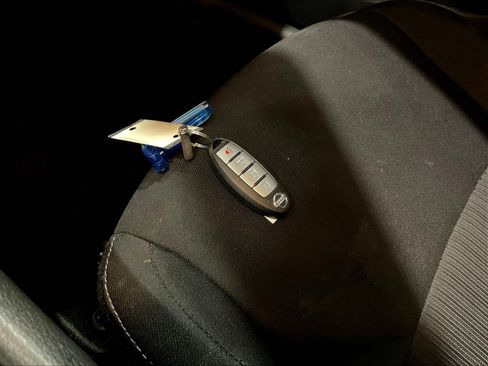 Used 2022 Nissan Sentra SV FWD image 33