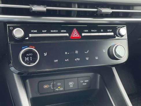 Used 2026 Hyundai Santa Cruz SEL FWD image 14