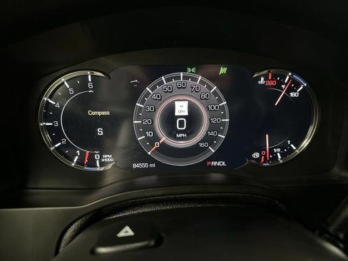Used 2019 Cadillac Escalade ESV Premium Luxury AWD/4WD image 28