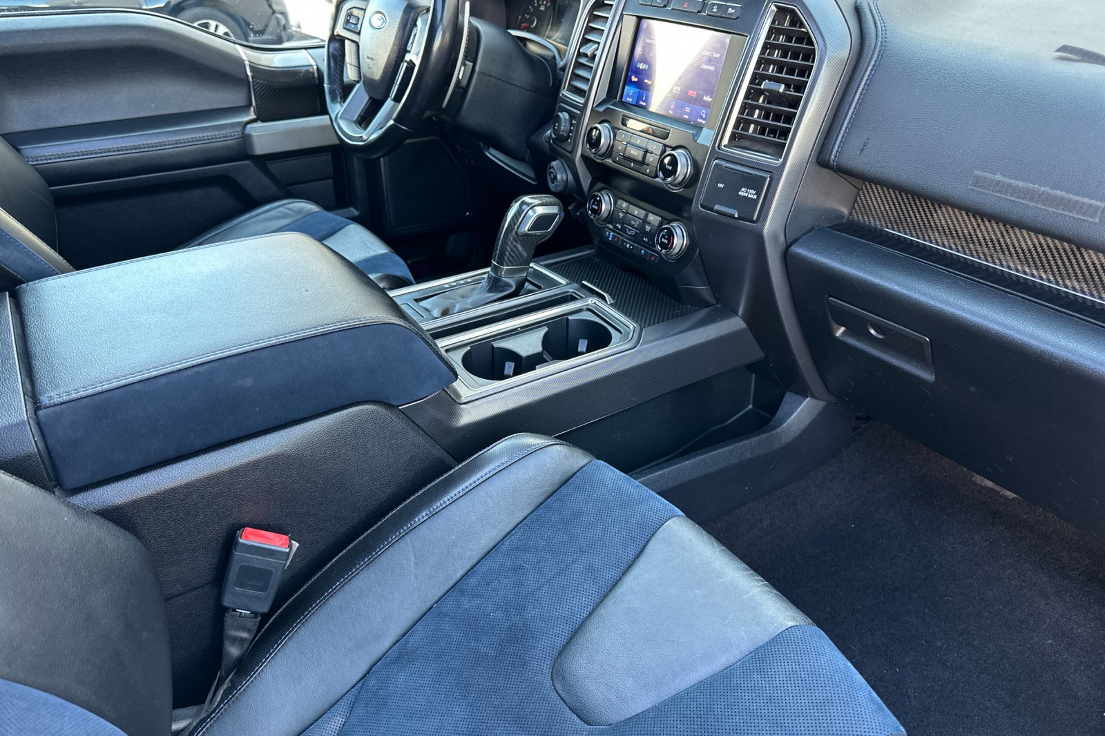 Used 2020 Ford F150 Raptor w/ Equipment Group 802A Luxury AWD/4WD image 18