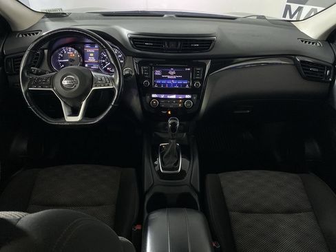 Used 2022 Nissan Rogue Sport SV FWD image 24