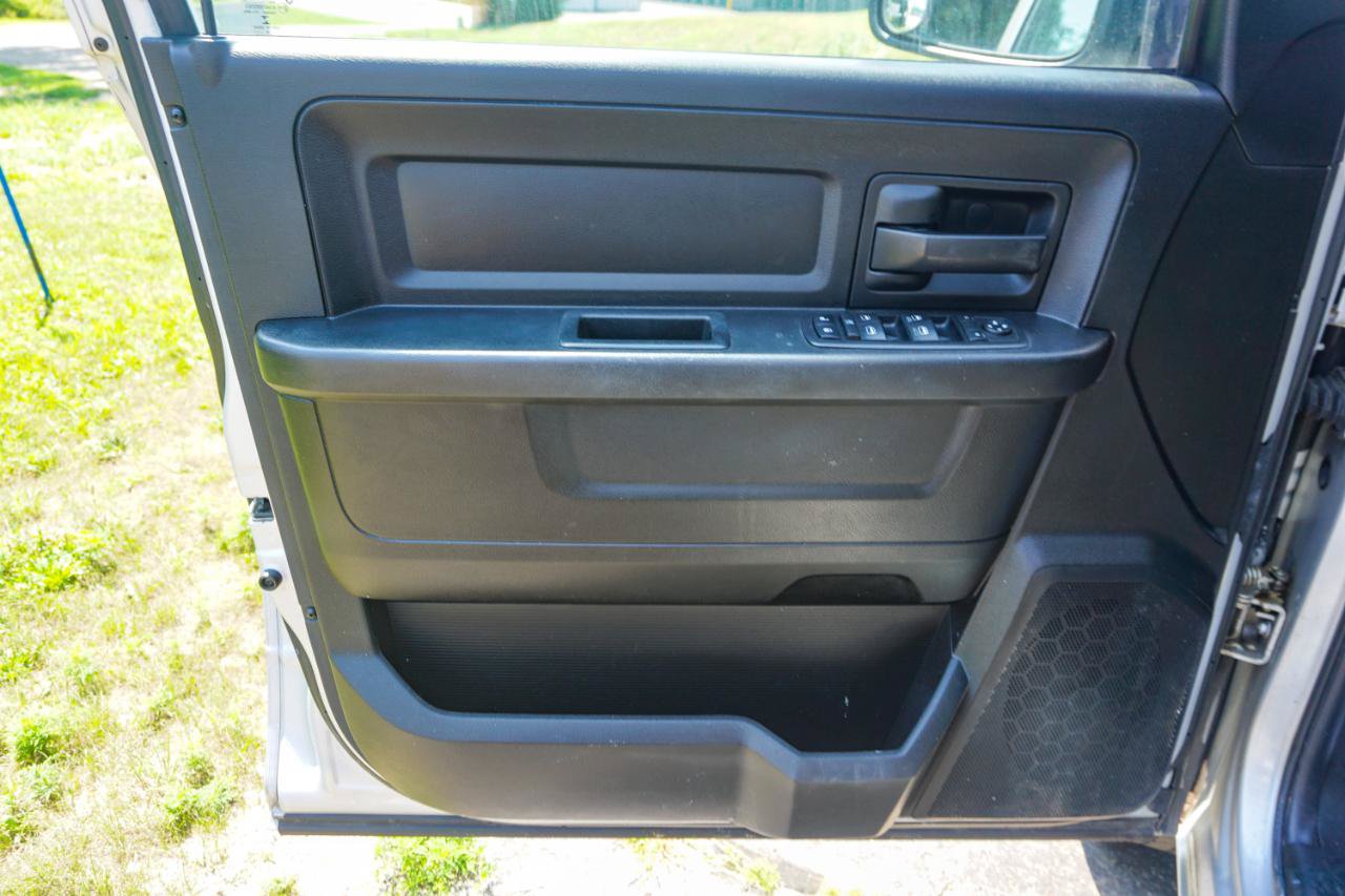 Used 2019 RAM 1500 Express w/ Express Value Package AWD/4WD image 20