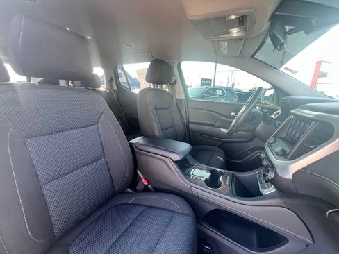 Used 2021 GMC Acadia SLE w/ Driver Convenience Package FWD image 39
