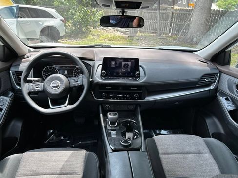 Used 2023 Nissan Rogue SV AWD/4WD image 28