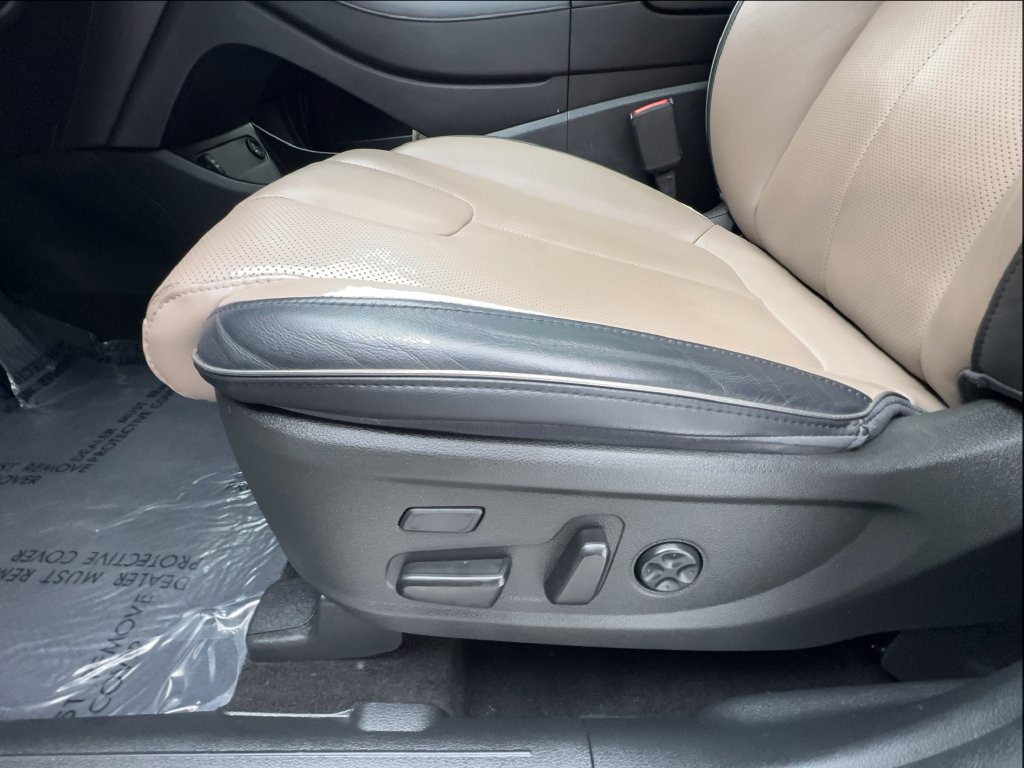 Used 2023 Hyundai Santa Fe Limited FWD image 22