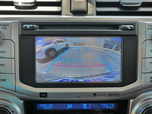 Used 2014 Toyota 4Runner Limited AWD/4WD image 33