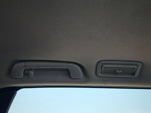 Used 2010 Toyota Sequoia SR5 AWD/4WD image 39