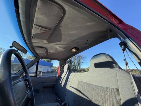 Used 1996 Ford F150 2WD Regular Cab image 21
