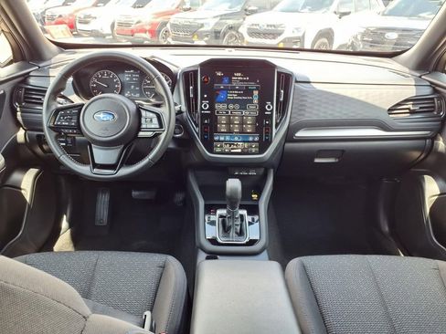 Certified 2025 Subaru Forester Premium AWD/4WD image 2