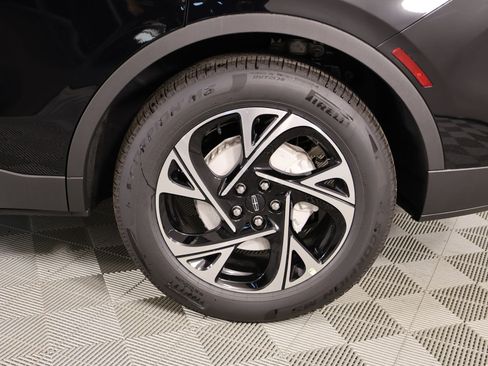 New 2026 Lincoln Nautilus Premier AWD/4WD image 18