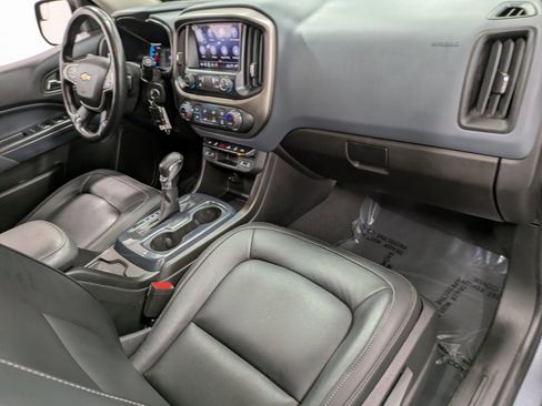 Used 2022 Chevrolet Colorado Z71 image 29