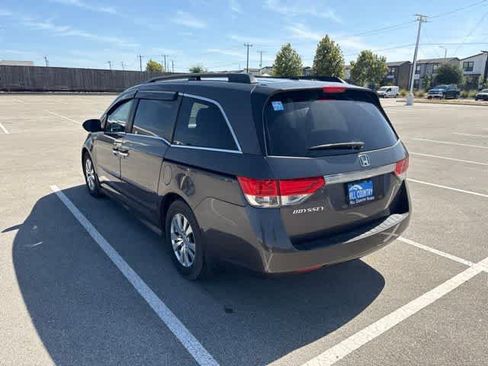 Used 2017 Honda Odyssey EX-L image 3