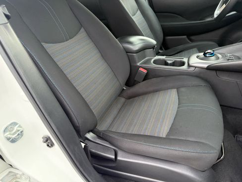 Used 2022 Nissan Leaf S Plus image 8