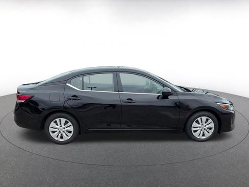 Used 2025 Nissan Sentra S FWD image 13