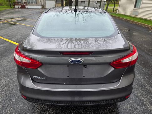 Used 2012 Ford Focus S FWD image 8