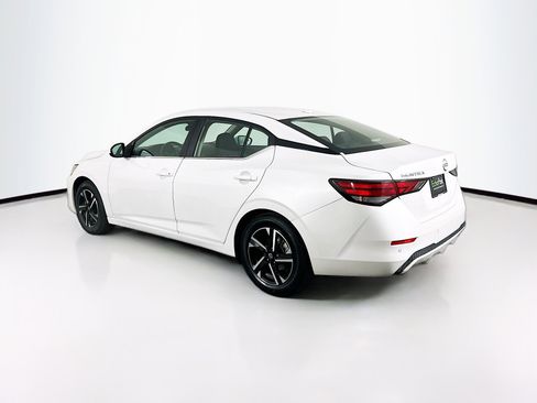 Used 2024 Nissan Sentra SV image 5