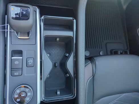 New 2025 Nissan Pathfinder Platinum w/ Cargo Package image 20