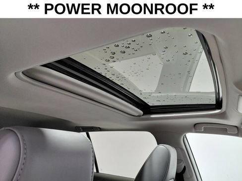 Used 2022 Toyota RAV4 Limited AWD/4WD image 8