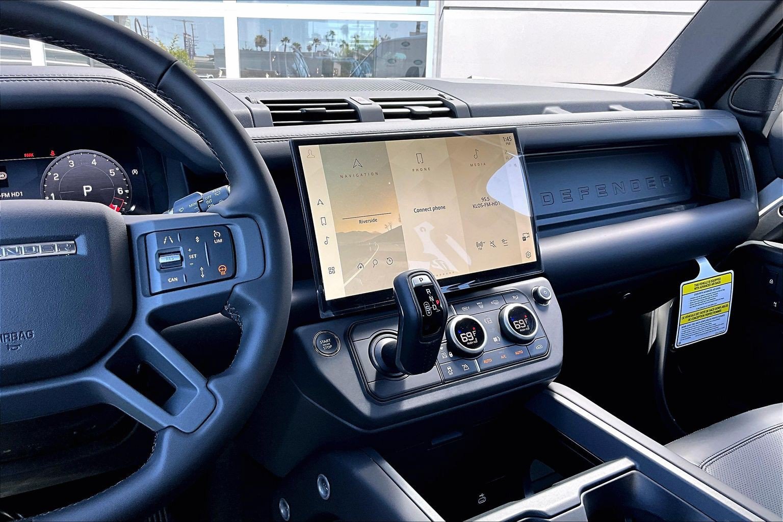 New 2026 Land Rover Defender 110 X-Dynamic SE AWD/4WD image 7
