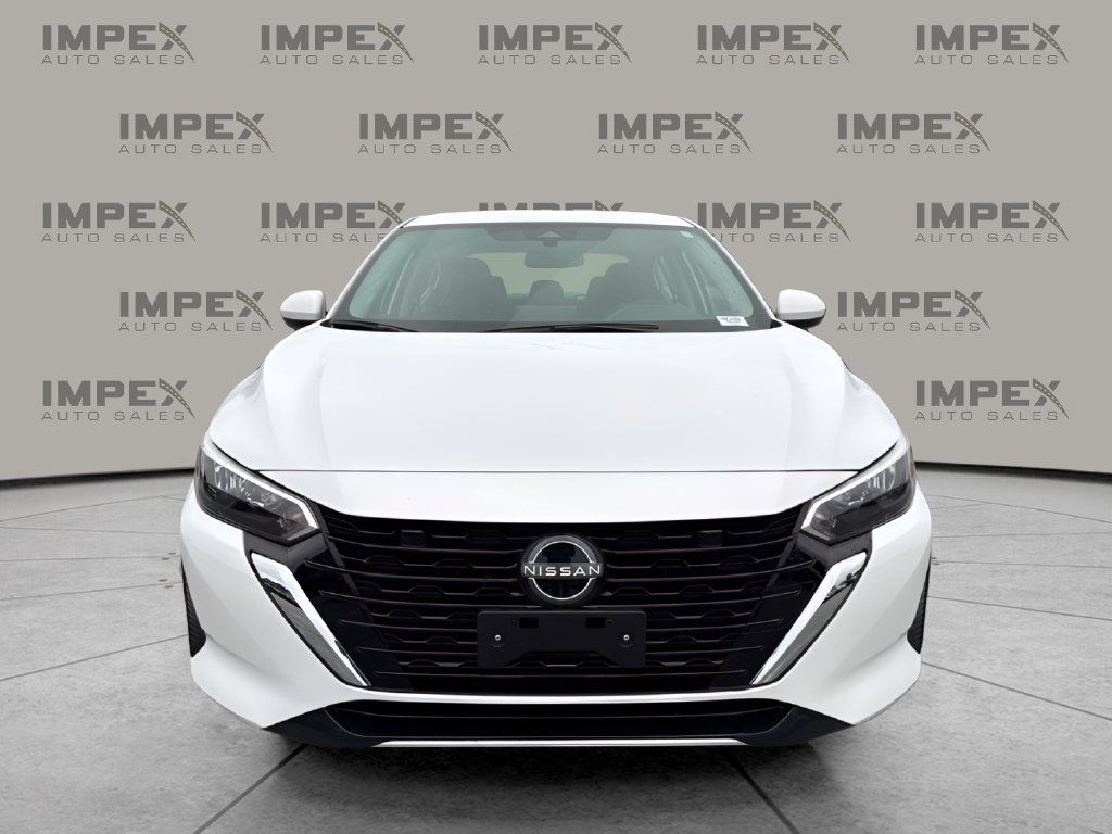 Used 2025 Nissan Sentra SV FWD image 8