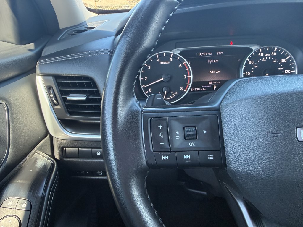 Used 2025 Nissan Rogue SV FWD image 18