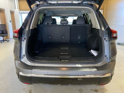 New 2026 Nissan Rogue Platinum w/ Tech Package image 18