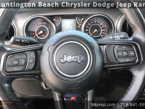 Used 2022 Jeep Wrangler Unlimited Sport image 18
