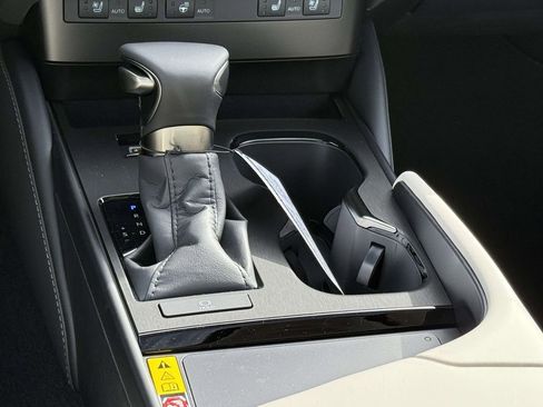 Used 2025 Lexus ES 350 Premium image 20