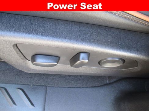 Used 2025 GMC Canyon AT4 AWD/4WD image 25