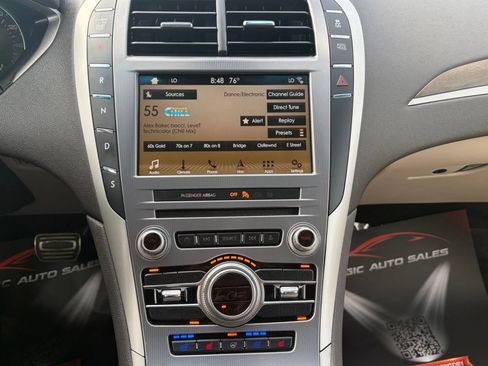Used 2018 Lincoln MKZ Reserve w/ Magnetic Appearance Package AWD/4WD image 23