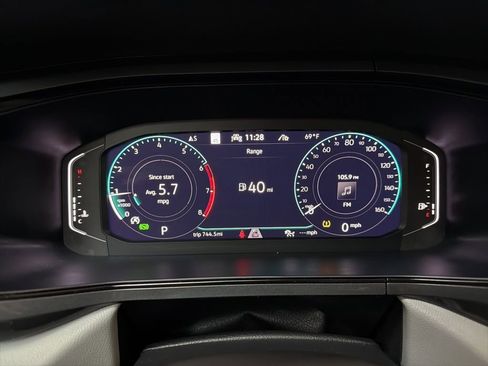 Used 2022 Volkswagen Taos SEL image 26