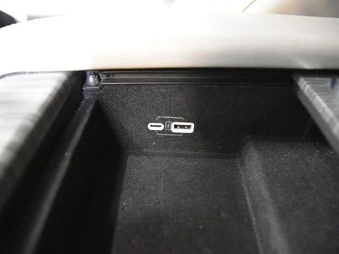 Used 2023 Jeep Wagoneer L Series II image 34