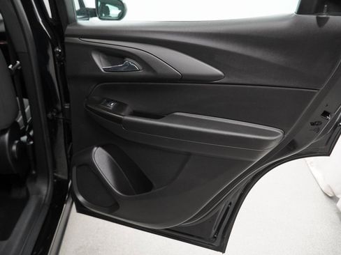 Used 2023 Chevrolet TrailBlazer LS image 44