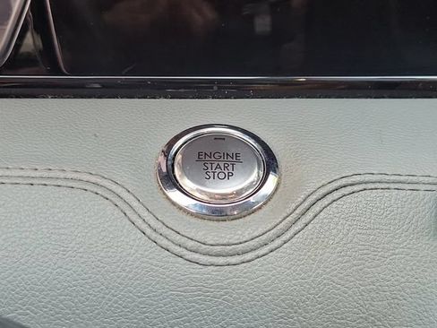 Used 2018 Lincoln Navigator L Reserve AWD/4WD image 25