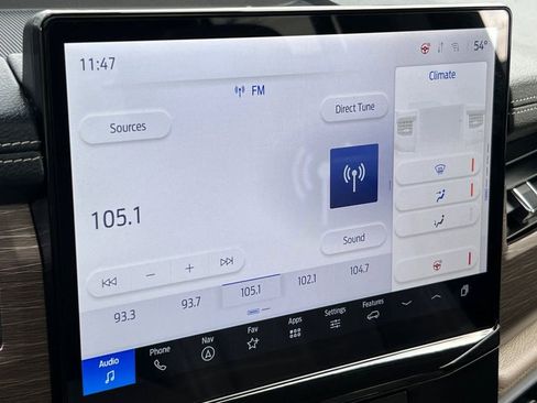 Used 2024 Ford Expedition Max Limited image 16