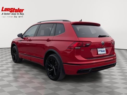 Used 2024 Volkswagen Tiguan SE R-Line image 3