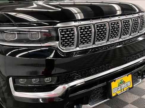 Used 2024 Jeep Grand Wagoneer Series III w/ Rear-Seat Entertainment Group image 34