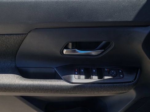New 2026 Nissan Kicks SV w/ Interior Electronics Package FWD image 24